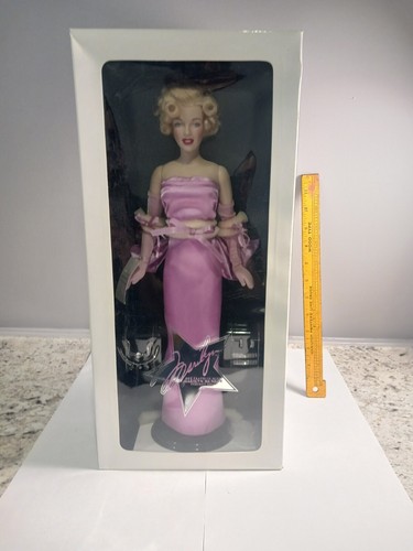 Franklin mint marilyn - mint,