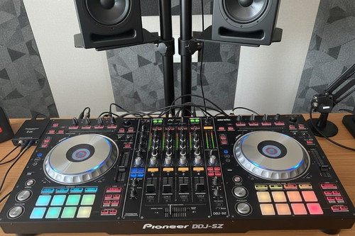 Contrôleur professionnel - contrôleur, dj