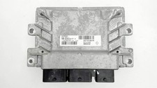 Calculateur moteur RENAULT
