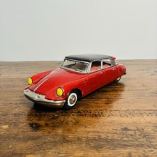 Ancien jouet Citroën DS-19