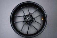 Roue jante arrière à - jante,