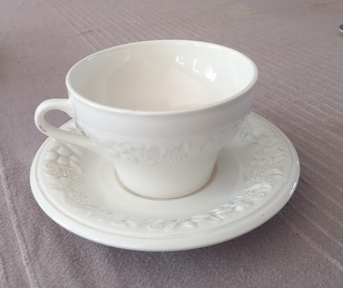 Tasse sous - À, thÉ