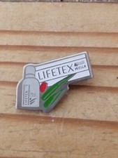 Pin's Pins Pin Enamel Société Soin COIFFANT "LIFETEX WELLA" 