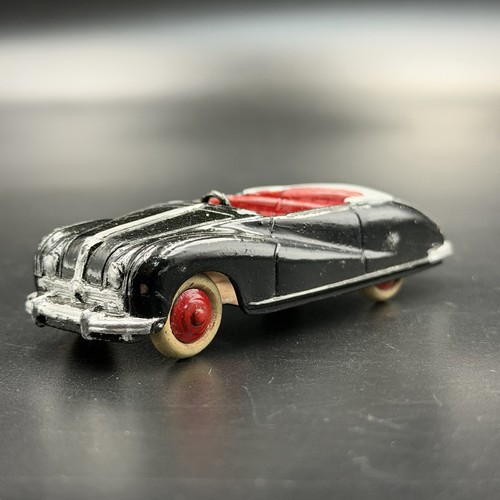 Vintage dinky toys 106 - vintage,