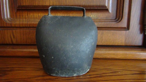 Cloche vache mouton ou - cloche, à