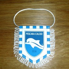 PESCARA CALCIO (Italie) - Fanion en tissu, neuf 