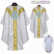 Ensemble vêtement et étole