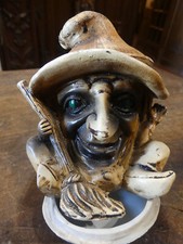 POT A TABAC en résine  20ème "tête de sorciere     "