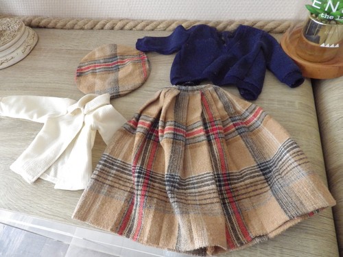 Tenue edimbourg pour poupee - tenue,
