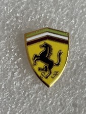 Pin's Ferrari Scuderia