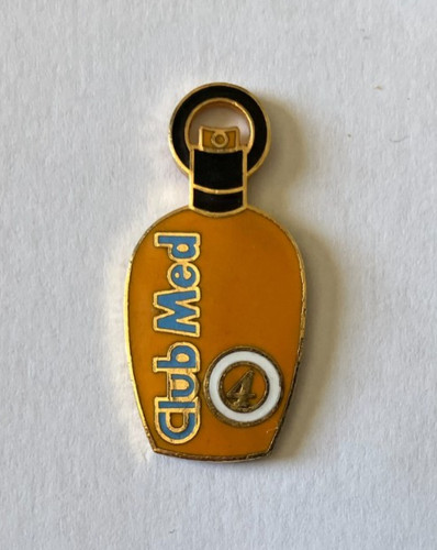 Pin club med creme - 13,