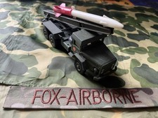 CAMION MILITAIRE UNIC SAHARA ZU 120 LANCE FUSEE EN ZAMAC 1/50eme MARQUE SOLIDO