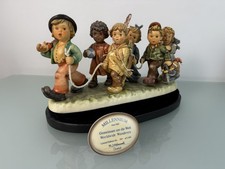 Figurine Hummel 2000 Ensemble autour du monde 24 x 44 x 22 cm. 1 choix. Excel...