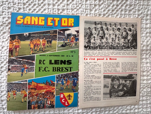 Football programme sang or - football, et