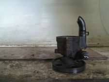 POMPE DE DIRECTION Renault