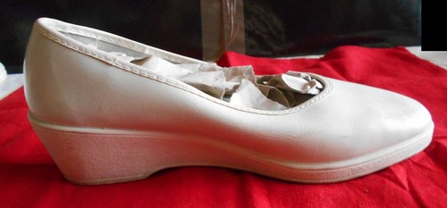 Chaussures blanches forme