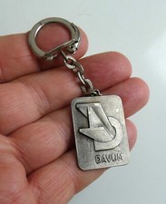 Ancien porte cle métal DAVUM