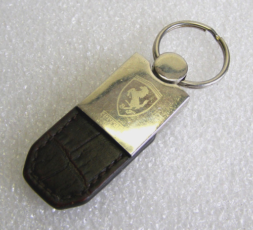 Porte clés ferrari officiel - porte,