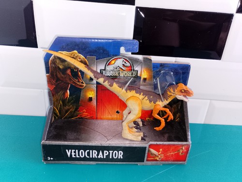 2405262 figurine jurassic - figurine,