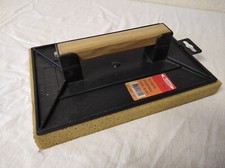 Outil à main Taloche éponge