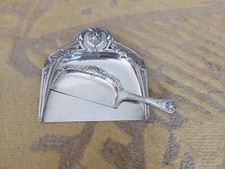 PELLE , RAMASSE MIETTES EN