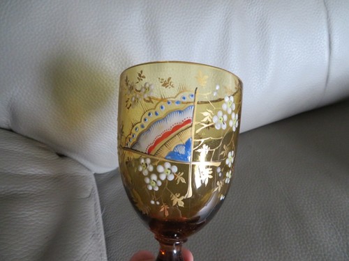 Ancien verre sur pied - ancien,