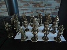 anciennes Figurines Mokarex Jeux d'échecs ( pions dorés)