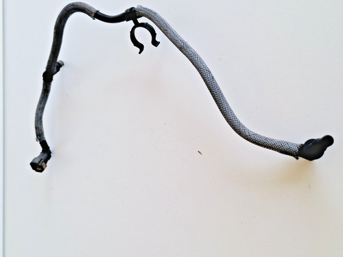 Range rover fuel pipe line - pipe,