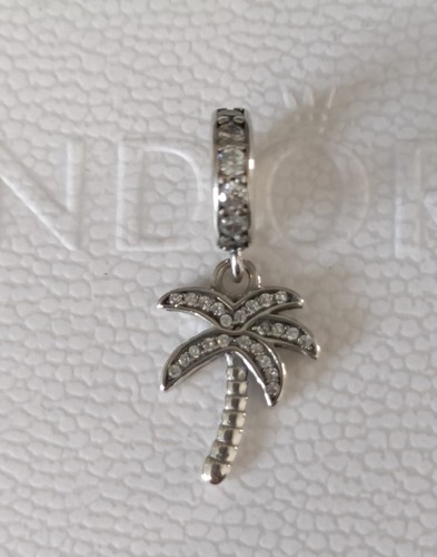 Charm palmier argent - 🌴,