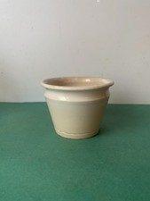 ancien petit pot conique en
