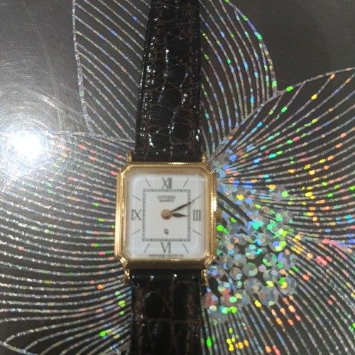Ancienne rare montre quartz - ancienne,