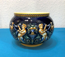 cache pot en faïence signé