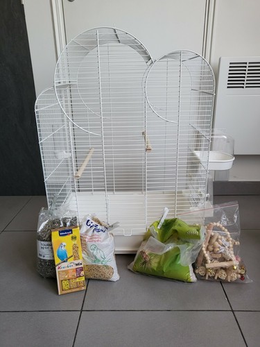 Cage oiseaux perruches - à,