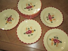12 assiettes creuses