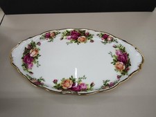 Assiette ovale Royal Albert