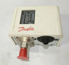 DANFOSS KP1 060-1101 Contrôle