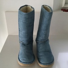BOTTES DE NEIGE FOURREES