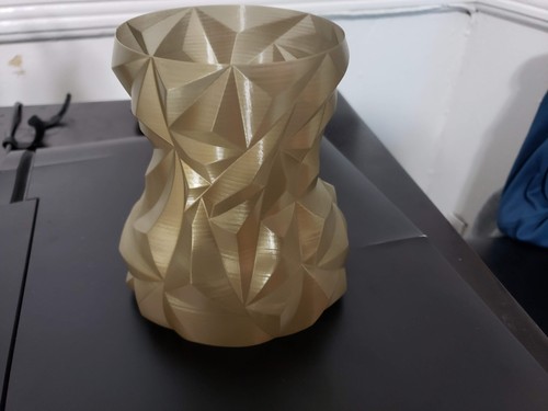 Vase facettes arrondies doré - vase,