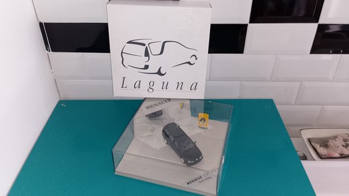 231125 voiture coffret - 1/43,