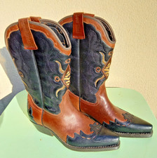 Belle paire de "Santiags"