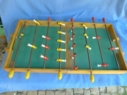 Ancien baby foot bois - ancien,