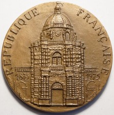 MEDAILLE POUR LE CENTENAIRE DU SENAT 1975 (Gr. : Boyer)