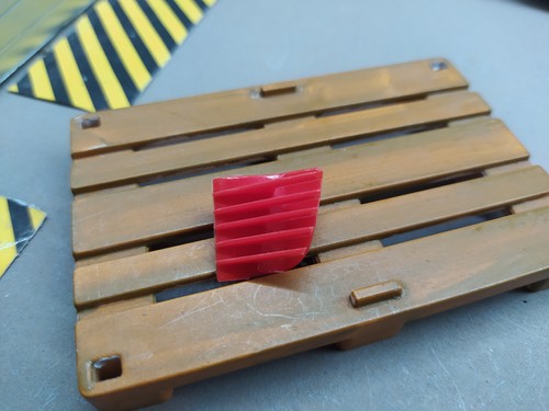 Grille flanc gauche - 1/18,