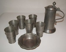 Service en étain Les