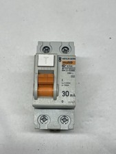 INTERRUPTEUR DIFFÉRENTIEL ID' CLIC 30mA 25A- MERLIN GERIN 23157 - Bon État