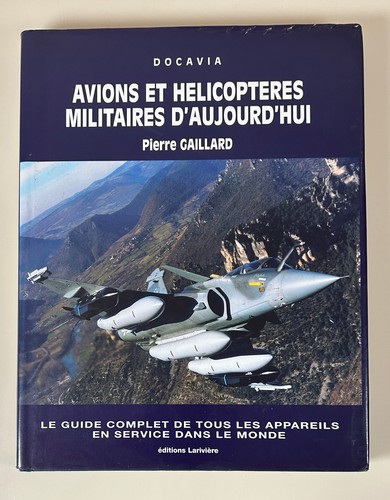 Avions hélicoptères - avions, et