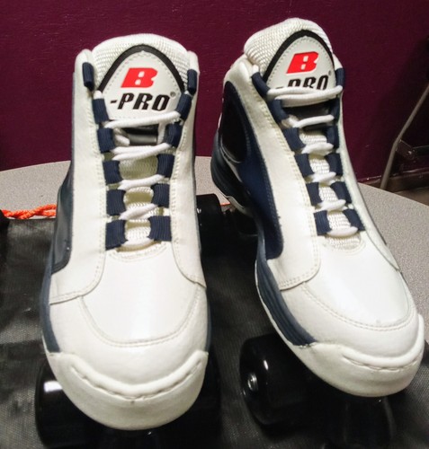 Roller skates from the brand - , b