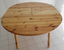 Table en pin massif ronde avec allonge.  ATTENTION : PAS DE LIVRAISON