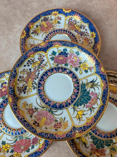 Lot soucoupes peintes à - soucoupes,