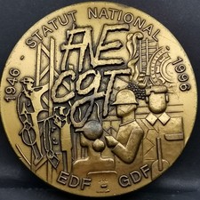 MEDAILLE 73mm 269g CGT EDF GDF 1946 1996 FNE ENERGIE STATUT NATIONAL / SYNDICAT